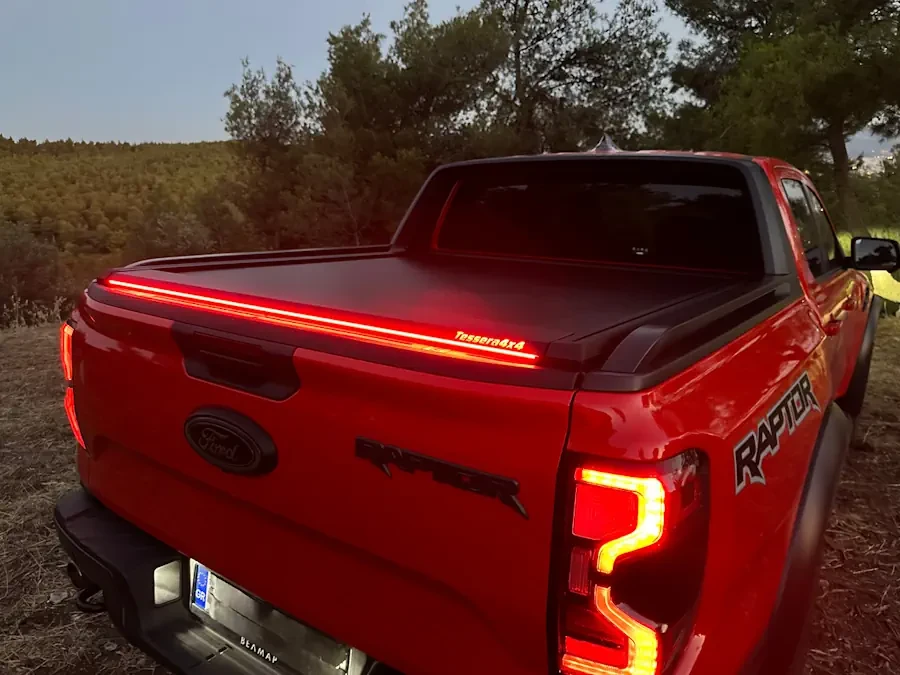 Купить Ролет для Ford Ranger WILDTRAK / PLATINUM / RAPTOR 2023+ с спортбаром Tessera (Basic)